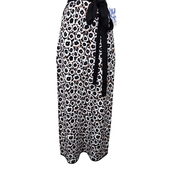 Diane Von Furstenberg For Target Womens Floral Halter Knit Midi Dress Size S NWT - Picture 3 of 9